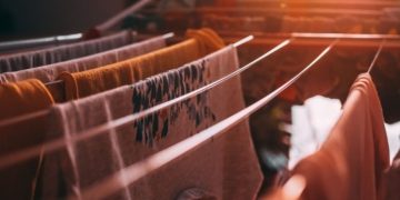 Cuidados simples ajudam a secar roupas mais rápido na umidade do Rio de Janeiro