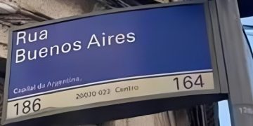 Histórico da rua Buenos Aires no Rio: de serviços controversos a polo jornalístico