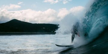 Aysha Ratto conquista bicampeonato no circuito estadual de surf do Rio de Janeiro
