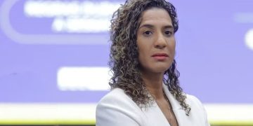 Anielle Franco condena debochado à memória de Marielle em ato na PUC-Rio