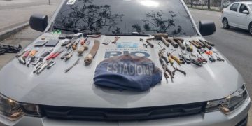 Operação no Grande Méier apreende armas, drogas e retira cinco toneladas de lixo