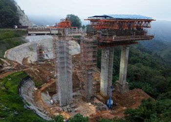 Obras na Serra das Araras avançam com novas estruturas e mudanças no trânsito a partir de sábado