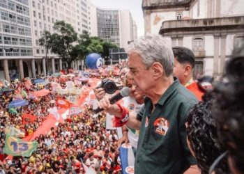 Ato pró-Lula no Rio de Janeiro reúne apoio de artistas e movimentos sociais