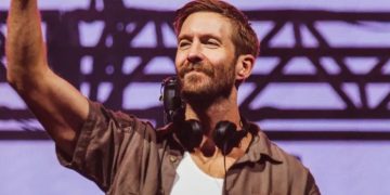 Calvin Harris confirma show gratuito na Praia de Copacabana em 2027