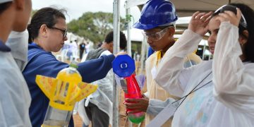 Estudantes de Itaboraí participam de olimpíada de foguetes na Região dos Lagos