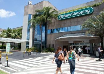 BarraShopping celebra 45 anos com sorteios de R$ 225 mil em vales-compra
