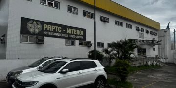 Homem é morto a tiros em Itaipuaçu; corpo de Jair Santos encontra-se no IML