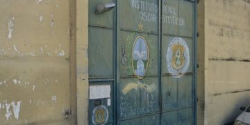 Diretora de presídio é presa por desvio de alimentos públicos na Zona Norte do Rio