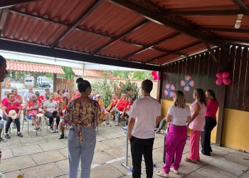 Maricá realiza evento de conscientização sobre câncer de mama na Casa da Terceira Idade
