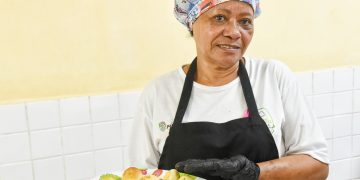 Maricá inicia curso de educação financeira e empreendedorismo para idosos na Escola Municipal