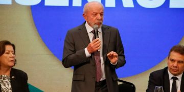 Lula anuncia pacote que oferece perdão de R$ 12,6 bilhões em dívidas para microempreendedores