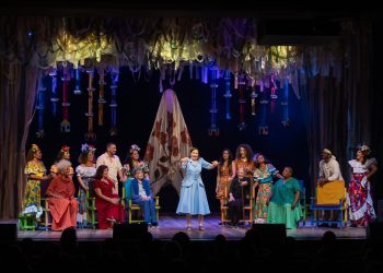 Espetáculo cultural em Niterói celebra memória e diversidade feminina de Belém do Pará