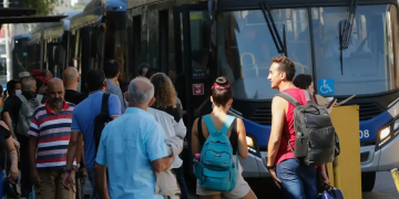 Paralisação de motoristas de ônibus na Zona Sul de São Paulo afeta 267 mil passageiros