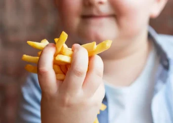 OMS divulga diretrizes para combate à obesidade infantil e adolescente