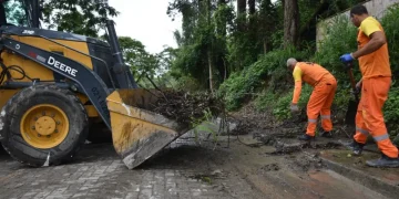 Prefeitura de Niterói realiza operação de limpeza no Engenho do Mato e lidera índice de sustentabilidade urbana