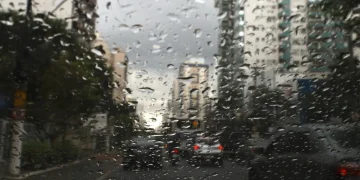 Novo ciclone causa chuva, queda de temperatura e ventos fortes no Sudeste Brasileiro