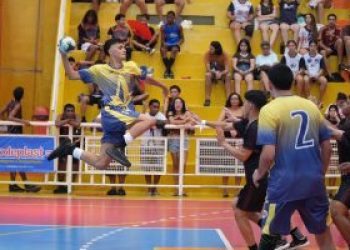 Colégio Odete São Paio conquista títulos no handebol masculino e feminino nos Jogos Escolares de São Gonçalo