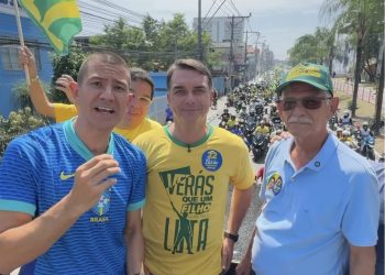 São Gonçalo recebe agenda de Flávio Bolsonaro e confirma apoio político em meio a mudança no resultado eleitoral