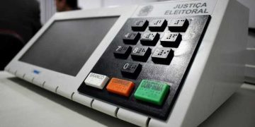 Mais de 4 mil seções eleitorais foram transferidas para o segundo turno das eleições 2026, diz TSE