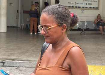Desabamento em Niterói soterram jovem e adolescente, ambos são hospitalizados
