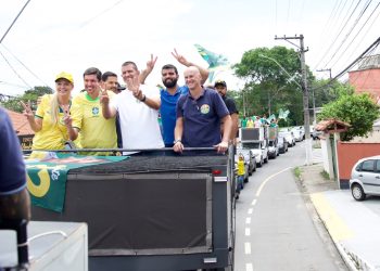Governador eleito do Rio destaca desejo de mudança e apoio a Flávio Bolsonaro em carreatas