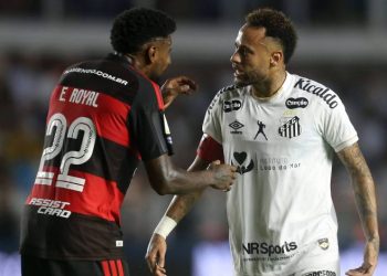 Polêmicas de arbitragem marcam empate entre Santos e Flamengo na 29ª rodada do Campeonato Brasileiro