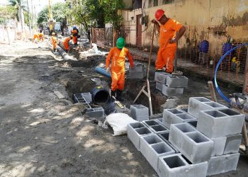 Obras de drenagem em São Gonçalo visam combater alagamentos históricos em Neves