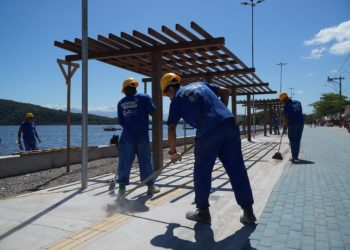 Obras na Praia das Pedrinhas estão recebendo ajustes finais