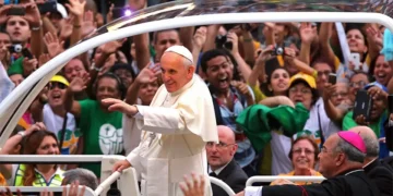 Câmara do Rio aprova homenagem ao Papa Francisco e cria rota turística evangélica