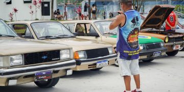 São Gonçalo promove exposição gratuita de carros antigos e rebaixados no parque RJ Nosso Sonho