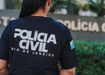 Homem procurado por tráfico de drogas é preso durante patrulhamento em São Gonçalo