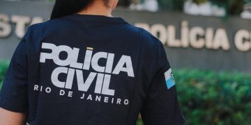 Homem procurado por tráfico de drogas é preso durante patrulhamento em São Gonçalo