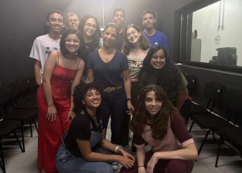 Projeto de estudantes da UFF disponibiliza gratuitamente audiolivros acadêmicos para ampliar acessibilidade