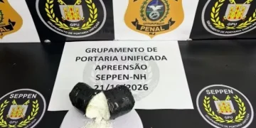 Mulher grávida é presa ao tentar entrar com cocaína em presídio do Rio