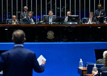 Senado aprova aumento do limite de faturamento dos MEIs e perdão de dívidas até 2026