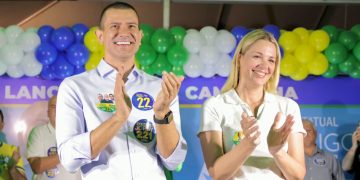 Governador eleito Douglas Ruas anuncia Fernanda Louback como primeira secretária da inclusão e da mulher