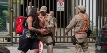Entregador desmaiou após abordagem policial violenta em Ipanema