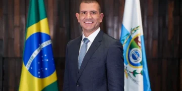 Tribunal Eleitoral do Rio confirma Douglas Ruas como vencedor do primeiro turno