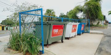 Maricá instala 111 novas lixeiras para melhorar limpeza urbana e descarte adequado