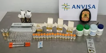 Polícia Federal prende homem com medicamentos emagrecedores ilegais no Galeão