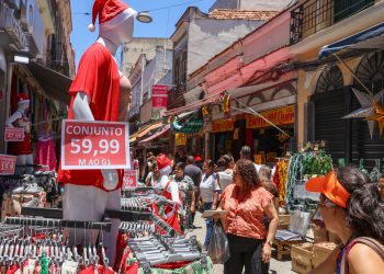 Pesquisa indica expectativa de crescimento nas vendas de Natal de 2026, com aumento de 5,4%